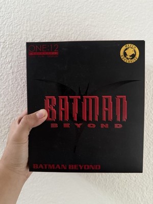 Mezco Toyz 1/12 DC Comics Batman Beyond Action Figure