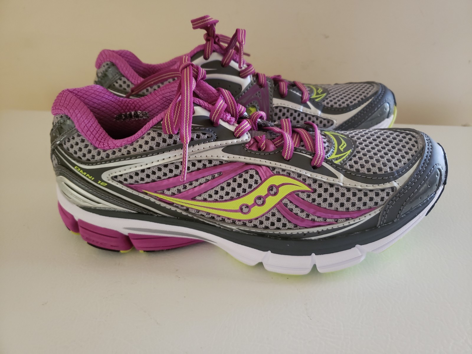 saucony omni 12 womens