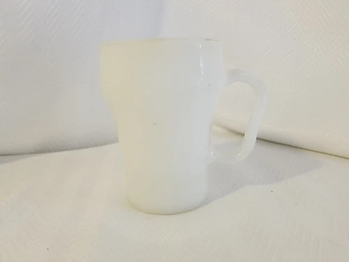 Vintage Anchor Hocking Fire King White Milk Glass Cola Soda Fountain Mug/Cup