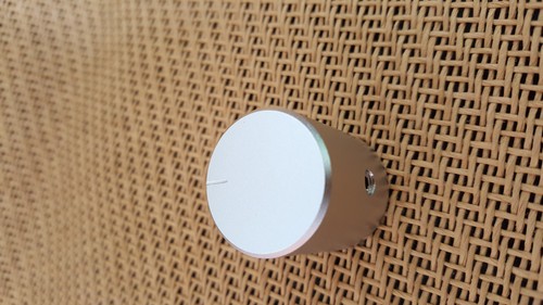 24mm DIA x 25 H SOLID ALUMINUM HI-FI CD PLAYER AMPLIFIER VOLUME TURN KNOB W/LOCK - Picture 4 of 4