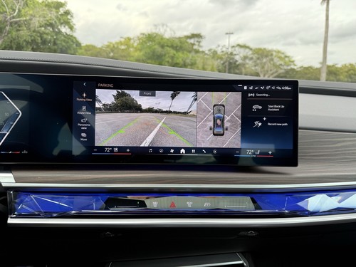 2023 BMW 7-Series 760i xDrive - Picture 19 of 20