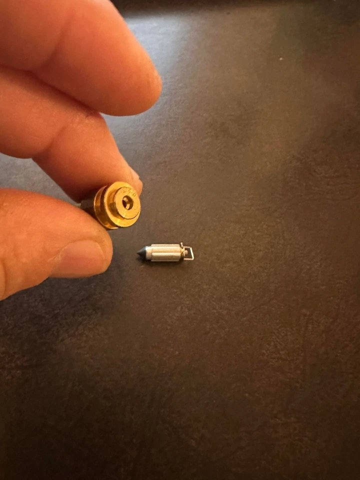 Válvula de aguja flotador carburador Yamaha 3L1-14190-20 XS650 XS1100 1980-81 2 NUEVOS Foto 4 de 4