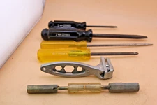 VINTAGE BELL SYSTEM LINEMAN TOOLS TWO VERY GOOD STANLEY SCREWDRIVERS