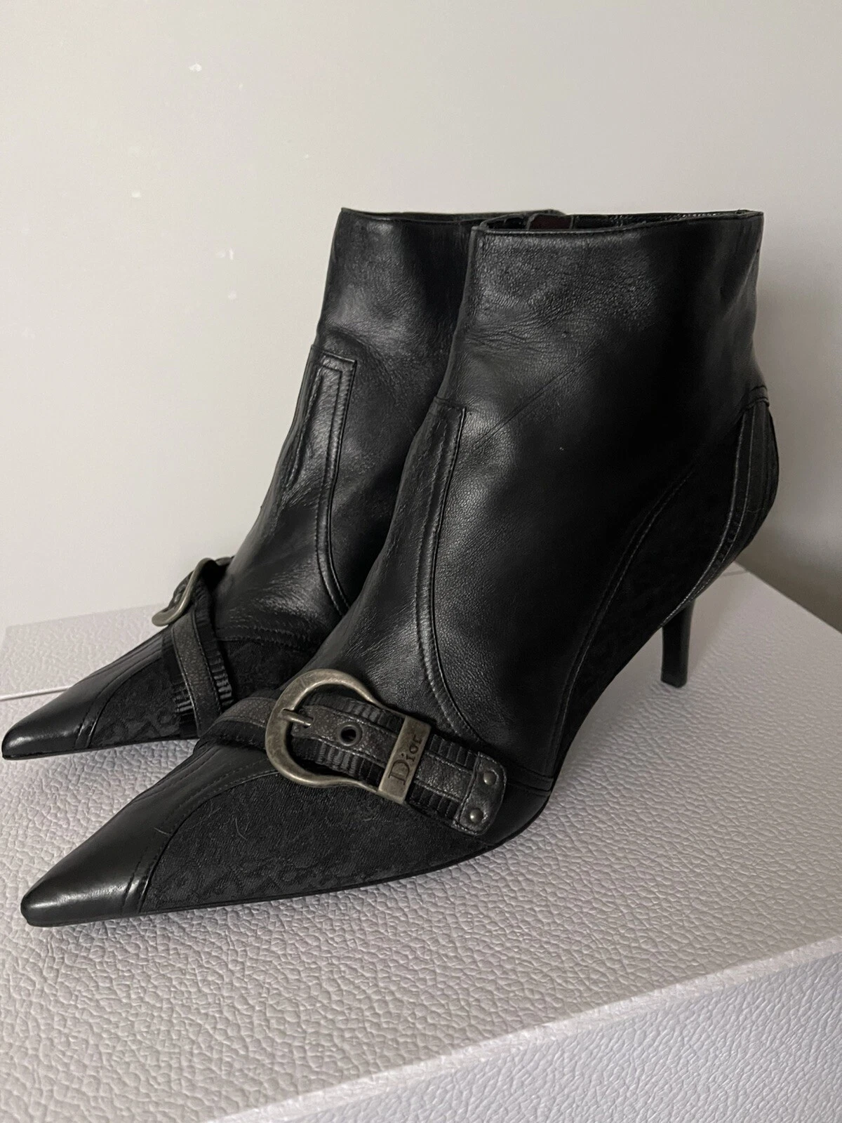 Bottines à talons Christian Dior à boucle pointure 41 noir NEUF