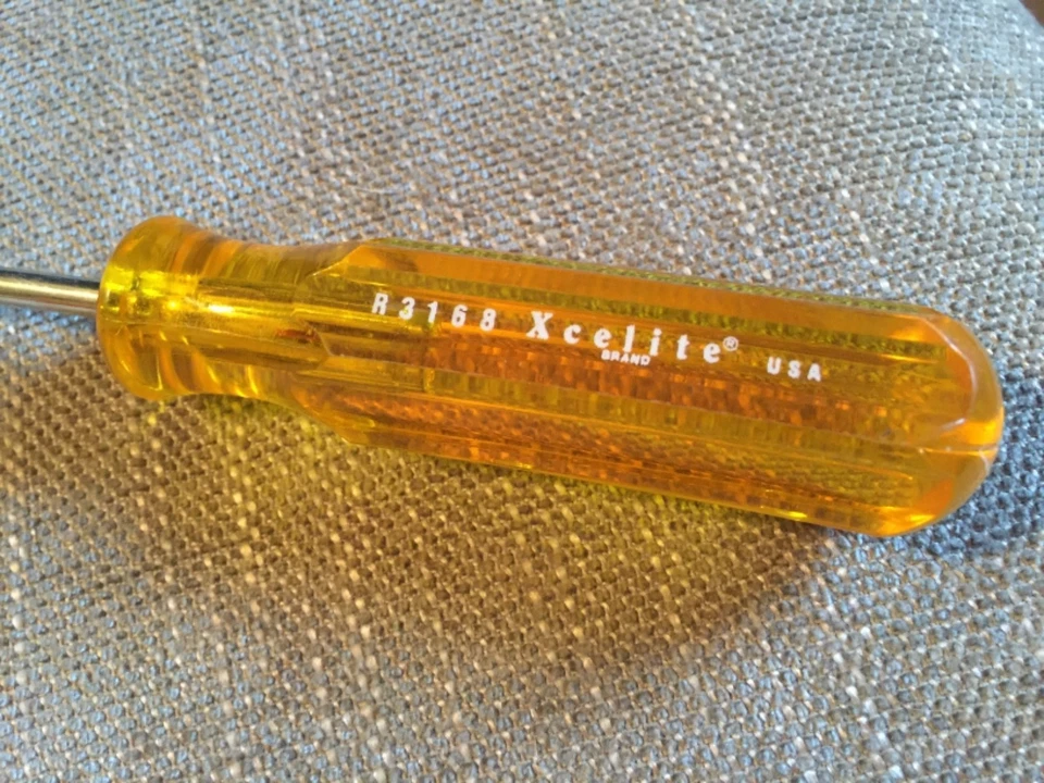 (2) Xcelite R3168 Slotted Round Blade Screwdriver 3/16" Head 8" Blade 11-5/8" L - Image 2 of 3