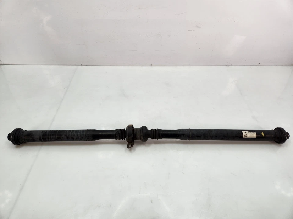 ✅ 11-18 OEM Porsche Cayenne S 958 Rear Drive Shaft Propeller Driveshaft Assembly - Image 2 of 4