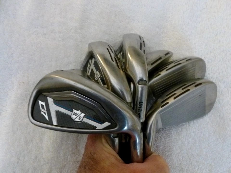 Wilson Staff D7 5-PW+GW Iron Set Graphite UST Mamiya Recoil 460 Regular Flex - Image 3 of 4