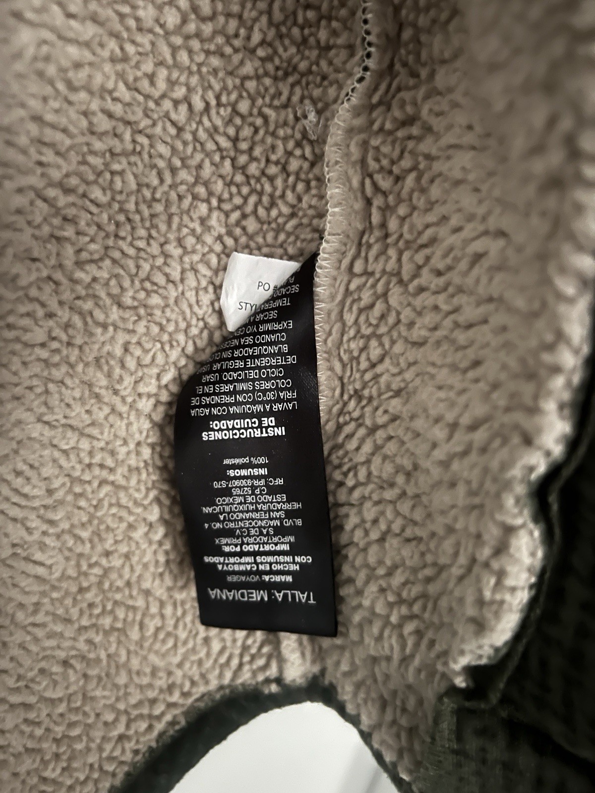 Voyager Men's Medium Flannel Green Sherpa lined Jacket Snap Closure Fall Shirt