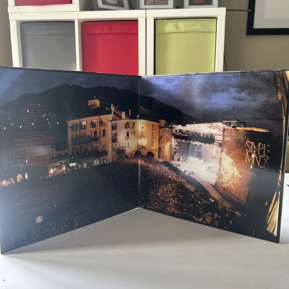 SIMPLE MINDS "LIVE IN THE CITY OF LIGHT" 1987 2 x VINYL LP VG+/VG+ - Image 3 of 4