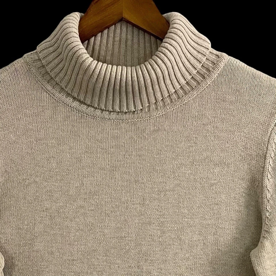 Joan Rivers Women's Beige Turtleneck Tunic Sweater Size/M - Image 4 of 4