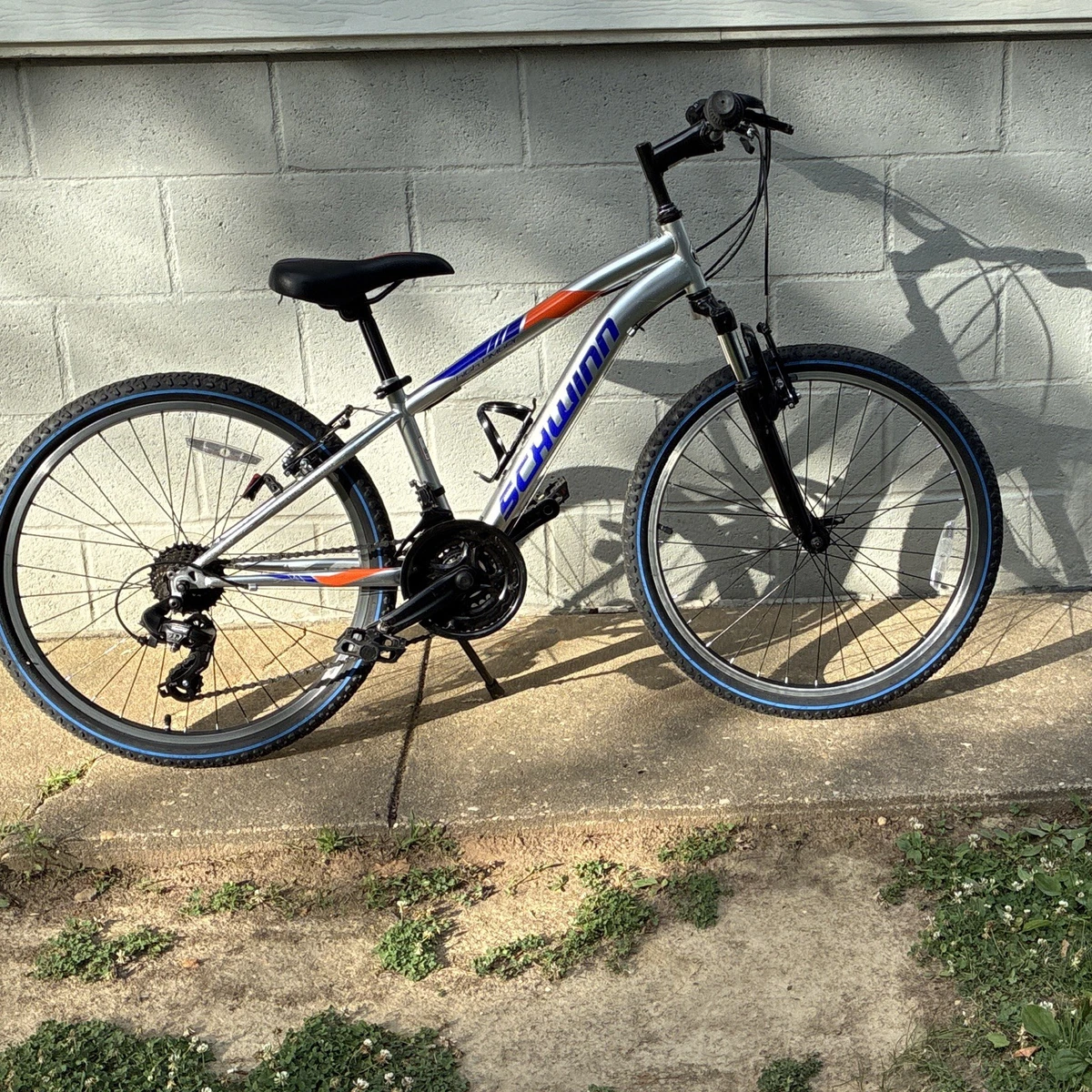 Schwinn Mountain Bike V-Brake (Direct/Linear Pull) Bikes for sale