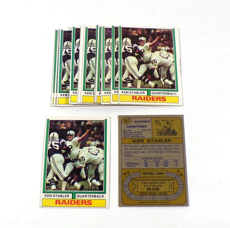Lot of (17) 1974 Topps Ken Stabler #451 Raiders