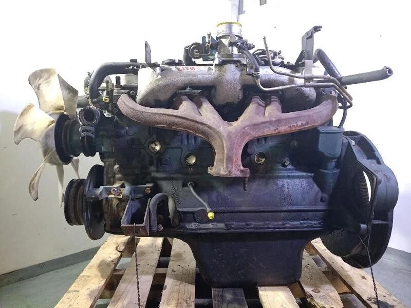 ⭐ SD33 motor completo para NISSAN PATROL III 1 STATION WAGON (W160) 1979 5530230 - Imagen 2 de 4