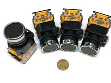 4 Pieces Black Latching push button switch 22mm normally open closed n/o n/c C32