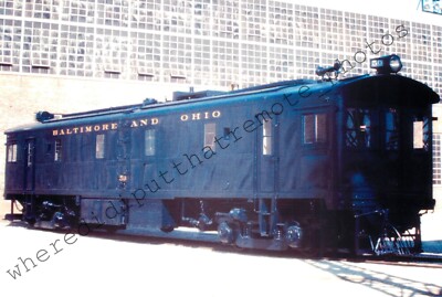Baltimore & Ohio B&O No. 50 EMC Twin Engine Passenger EMD HQ ILL 9-9-72 Photo (H