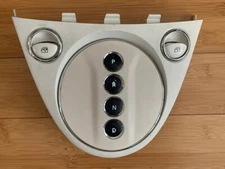 Fiat 500e Gear Selector and Window Switch White