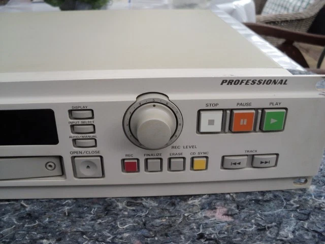 MARANTZ CDR 630 PROFESSIONAL Compact Disc Recorder/CD Player - Bild 3 von 4