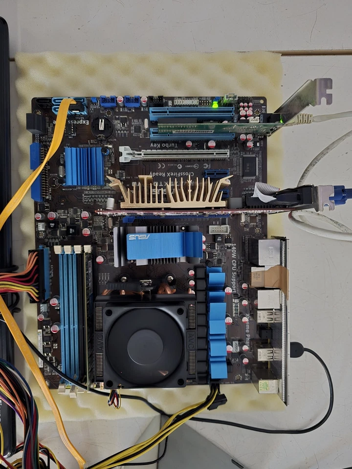 Scheda Madre ASUS M4A79XTD EVO, AM3 IDE SATA PCI-E DDR3 + AMD PHENOM 2 II X4 955 - Immagine 2 di 4