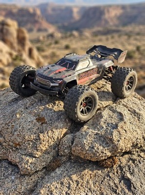 ARRMA KRATON V2 4X4 8S BLX EXB 1:5 Brushless Monster Truck