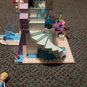 LEGO Disney: Elsa's Magical Ice Palace (41148) 99% READ