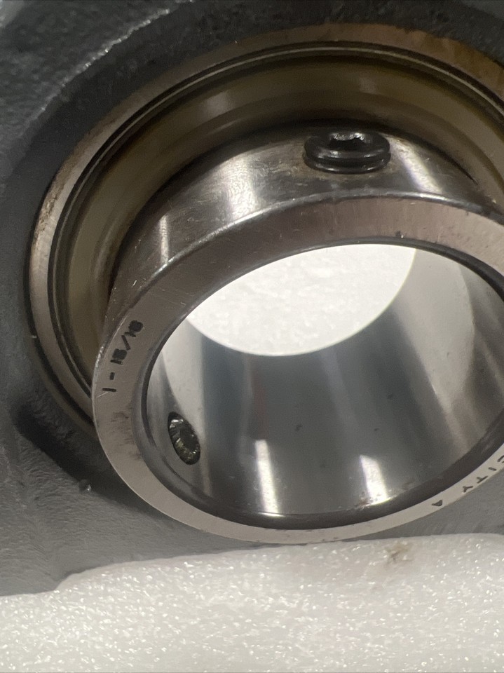 Hub City Bearing PB350X11516 Pillow Block Bearing 115/16 eBay