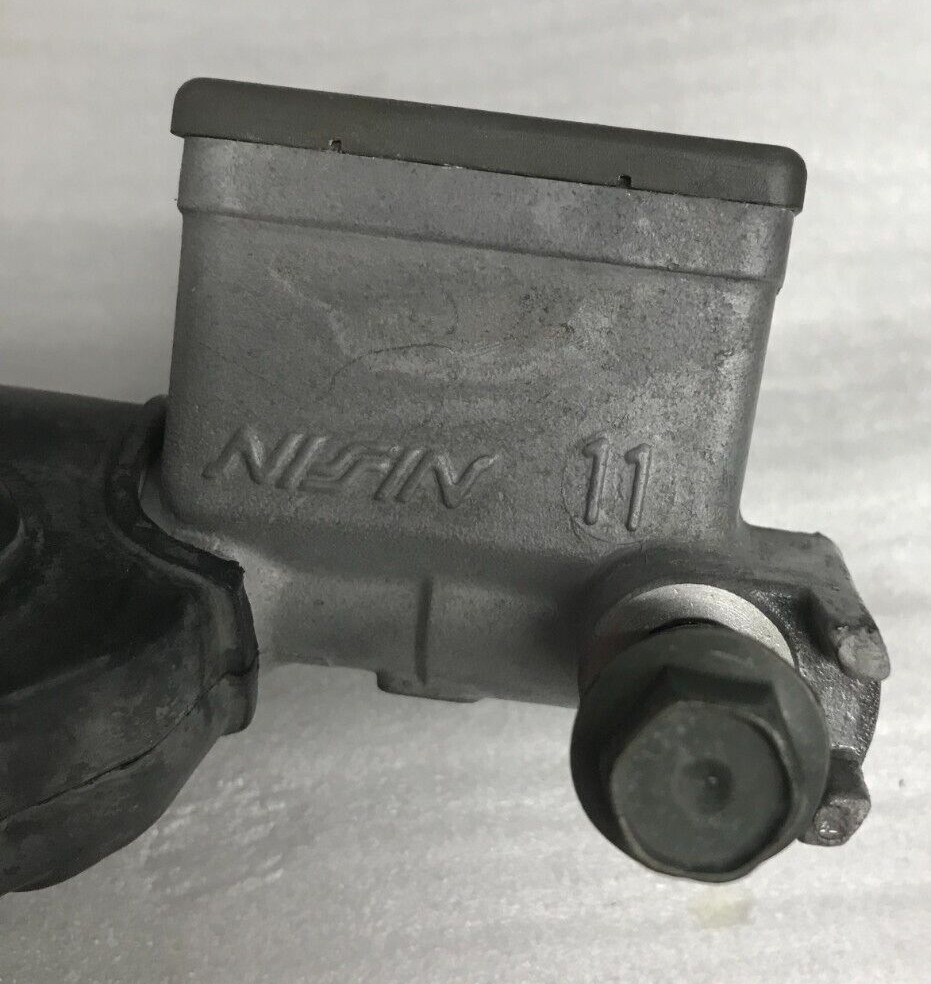 Yamaha YZ250/YZ426F  Front Brake Master Cylinder 2001 Used OE P/N 5MV-W2587-01