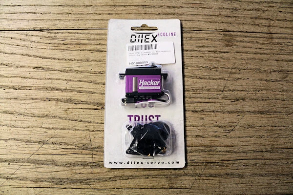 Hacker Servo DITEX EL0809MD Midi-Servo NEU