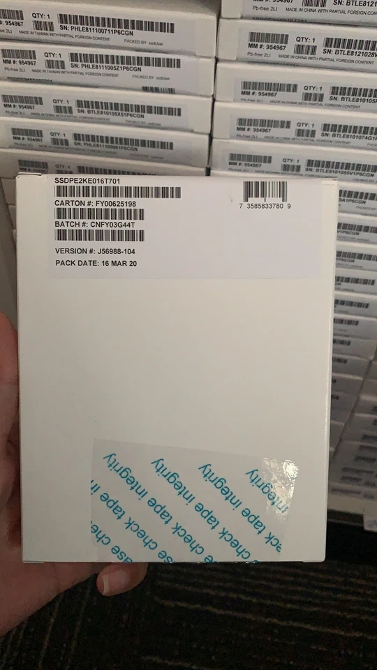 1.6TB Intel SSD P4600 Series DC U.2 NVME 2.5" SSDPE2KE016T7 Solid State Drive. - Image 2 of 4