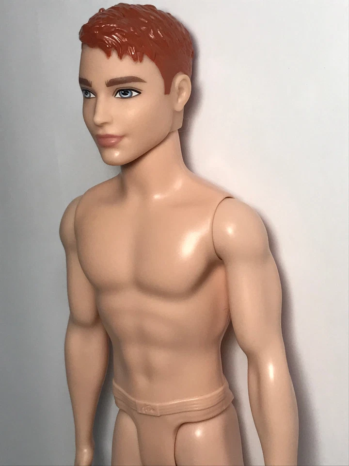 Barbie desnuda 2019 Fashionistas #139 pelo rojo ojos azules muñeca Ken GHW67 masculina Foto 4 de 4