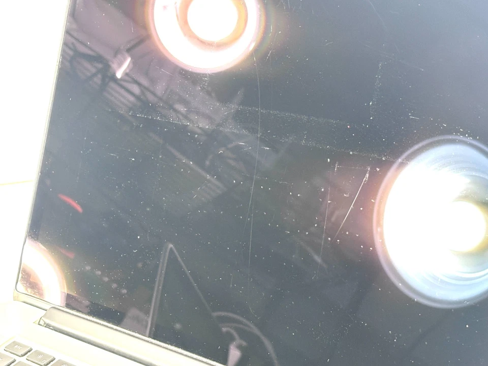 MacBook Pro A1398 2012 - 15", 2,6 GHz i7, 16 GB de RAM, sin SSD Foto 3 de 4