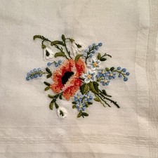 Vintage Embroidered Handkerchiefs Lot Of 6 Small Embroidered Doilies Lot Of 4