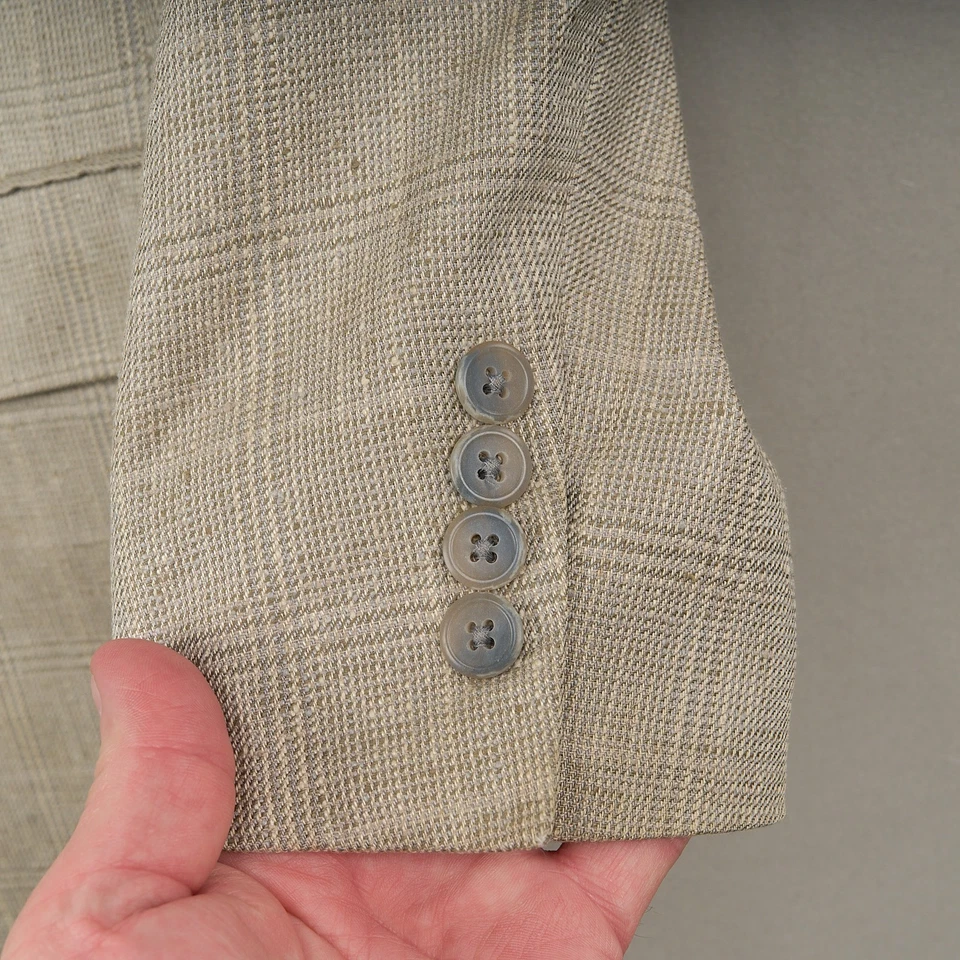 Hart Schaffner Marx Pure Silk Blazer Mens 44R Beige Plaid 2-Button Sport Coat - Image 2 of 4