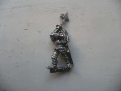 Citadel Warhammer classic 80s Empire C26 Man at Arms with Pole Axe B oop