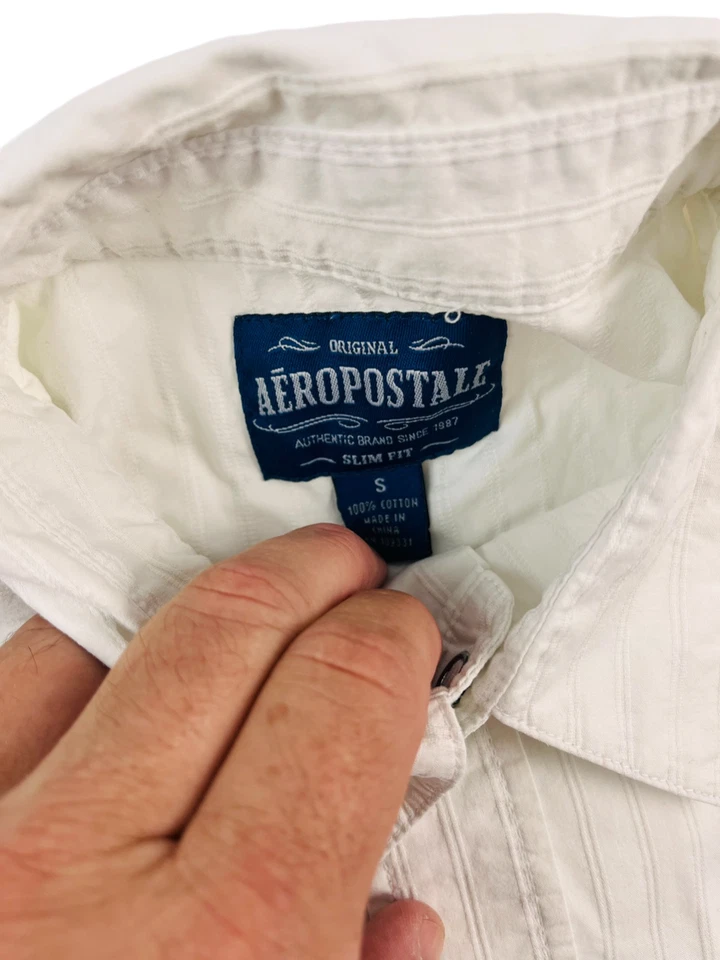Aeropostale 修身男式西部按扣衬衫 - 白色,小号 — 第 4/4 张图片