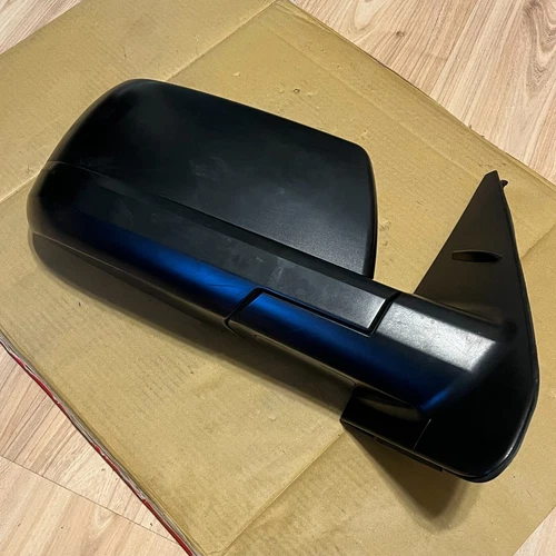 2014 - 2021 TOYOTA TUNDRA FRONT RIGHT SIDE DOOR REAR VIEW MIRROR OEM 879100C440