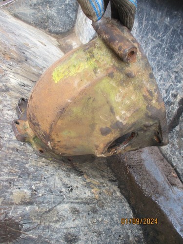 66 TORONADO DIFFERENTIAL CARRIER HOUSING OLDSMOBILE - Picture 2 of 12