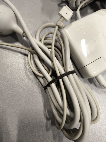 Lot of 20 Apple Adapters - For Parts, No Packaging/Accessories - Zdjęcie 15 z 18