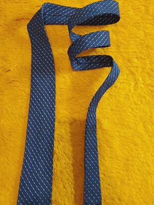 Vintage MCM Majestic 2.25 * Vintage Majestic Brand Tie display picture 1