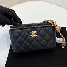 Chanel 23S Vanity Case Camellia Adjuster Chain Bag Lambskin Quilted[Duties Paid]