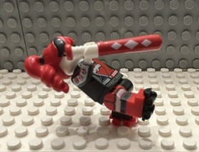 Lego Batman Movie minifig Harley Quinn (70906 or 70922) w/Bat and Roller Skates