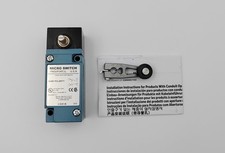 New in box Honeywell LSA1A Limit Micro Switch with swing arm