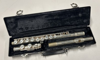 Gemeinhardt 2SP Flute All Pads In Great Condition Ready for Play