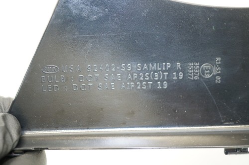 🔅2020-2025 KIA TELLURIDE OEM. COVER - REAR COMBINATION LAMP, PASSENGER SIDE - Bild 2 von 4