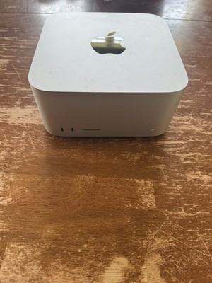 Mac Studio M1 Max