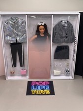 2021 Mattel Signature “@BarbieStyle Barbie #3 w/ Shipper” #GTJ84 *NRFB*