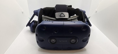  HTC Vive Pro  HMD OLED VR Headset w/ Headphones - Great Condition - NNP