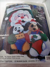 Design Works Felt Jewel Stocking Kit PUPPY PALS - SANTA AND PUPPIES 16"