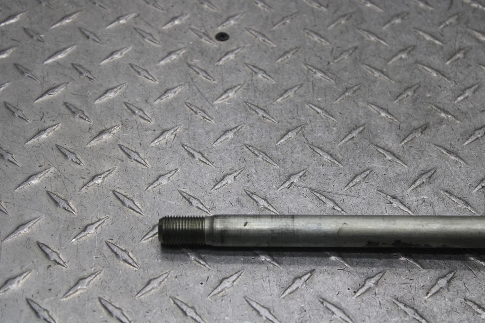 2005 YAMAHA V STAR 1100 XVS1100AW CLASSIC FRONT WHEEL AXLE 5KS-25181-00-00 - Image 2 of 4