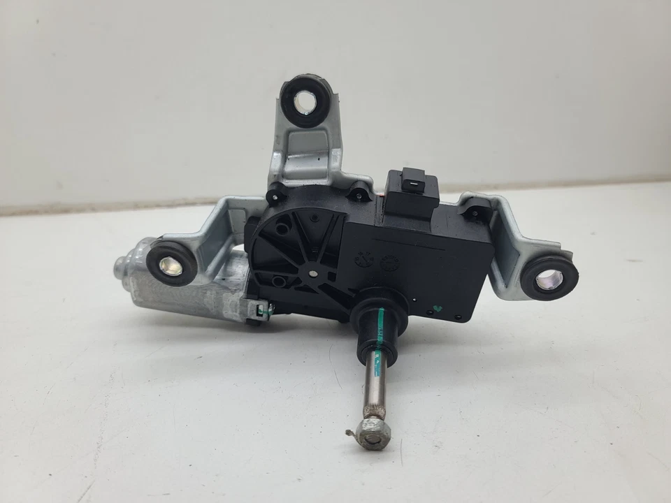 2017 - 2020 Buick Envision Rear Wiper Arm Motor OEM 22888520 - Image 3 of 4