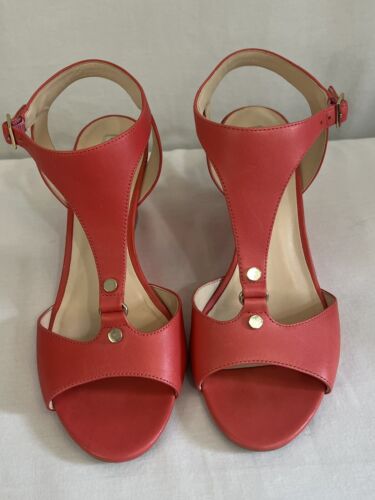 Karl Lagerfeld Paris Pink / Red Wedged Women’s 8.5M Shoes